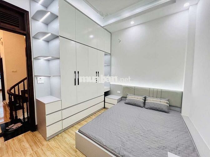 Bán nhà Yên lộ Yên Nghĩa sát vành đai 4 dân xây 4 tầng ô tô đỗ cửa