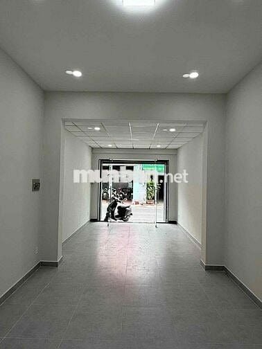 Cho thuê nhà Mặt tiền cải tạo mới Tiện Kinh doanh và Ở