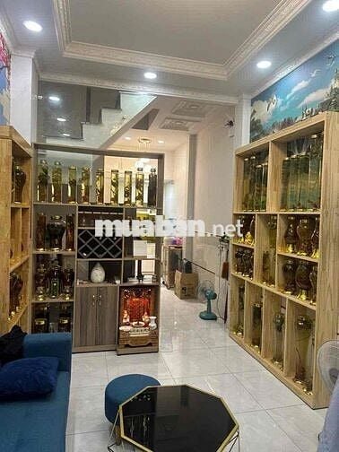 Cho thuê nhà hetm 688 TKTQ Trệt và 2 Lầu 9tr nhà đẹp