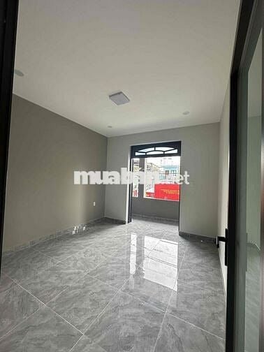 Cho thuê nhà Mặt tiền cải tạo mới Tiện Kinh doanh và Ở