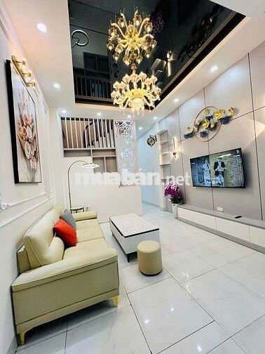 Bán nhà Yên lộ Yên Nghĩa sát vành đai 4 dân xây 4 tầng ô tô đỗ cửa