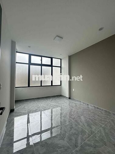 Cho thuê nhà Mặt tiền cải tạo mới Tiện Kinh doanh và Ở