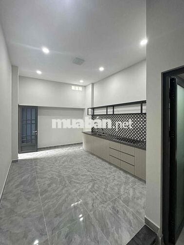 Cho thuê nhà Mặt tiền cải tạo mới Tiện Kinh doanh và Ở