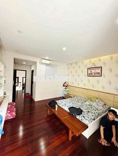 Cần Cho Thuê Ngôi Nhà 3 Tầng MT Đường Huỳnh Ngọc Huệ