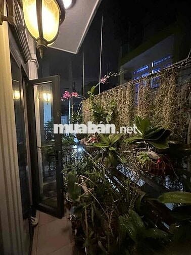 Cho thuê nhà hetm 688 TKTQ Trệt và 2 Lầu 9tr nhà đẹp