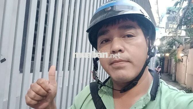 Nhà Vuông, Nở Hậu, 2 Tầng 2 PN, Gần ngã 5