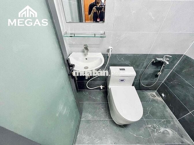 CHÍNH CHỦ CHO THUÊ CHDV TẠI MẶT TIỀN HOÀNG SA, TÁCH BẾP - CỬA SỔ