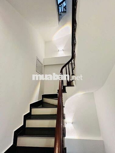 Bán nhà Yên lộ Yên Nghĩa sát vành đai 4 dân xây 4 tầng ô tô đỗ cửa