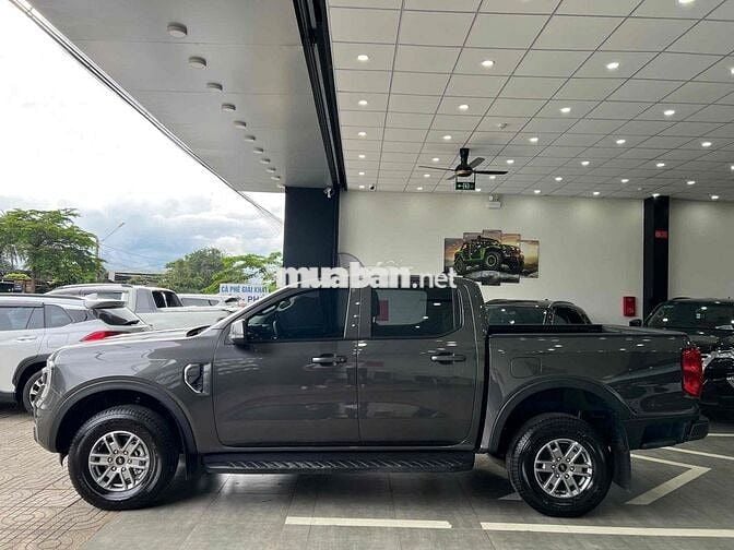 Ford Ranger XLS AT 4x2 2025. Odo 5.900km