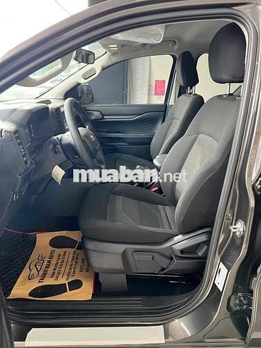 Ford Ranger XLS AT 4x2 2025. Odo 5.900km