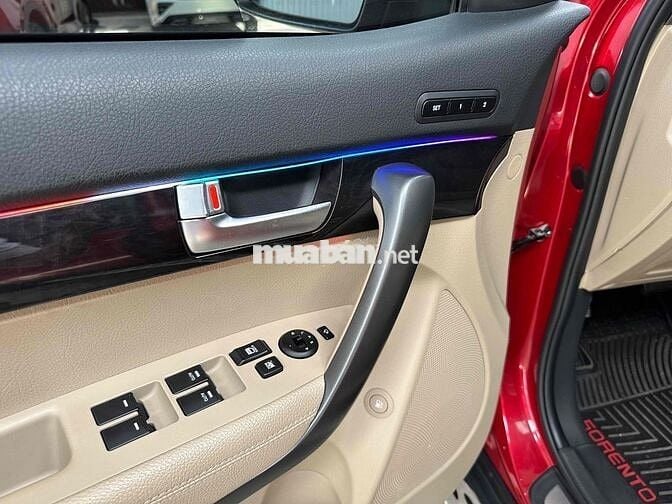 Kia Sorento 2019 AT máy dầu