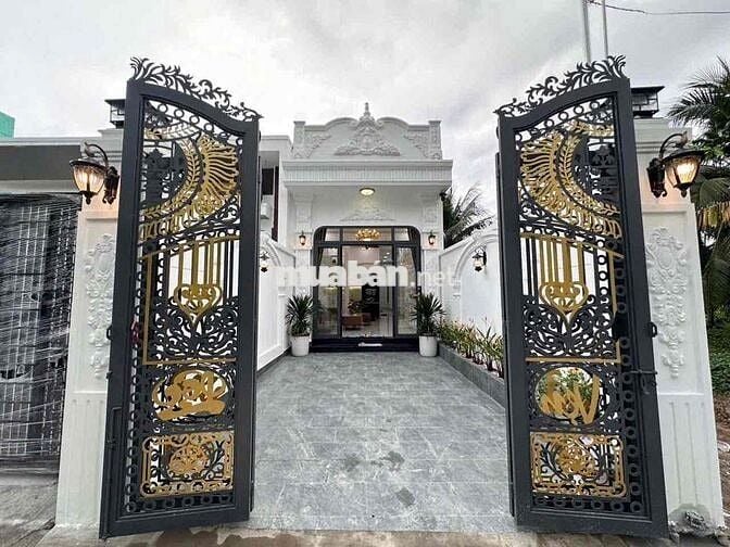 Nhà Tân Cổ Điển P.9 đường Ô Tô cách Trần Thị Thơm 100m