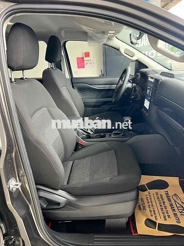 Ford Ranger XLS AT 4x2 2025. Odo 5.900km