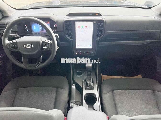 Ford Ranger XLS AT 4x2 2025. Odo 5.900km