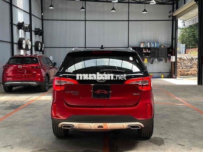 Kia Sorento 2019 AT máy dầu