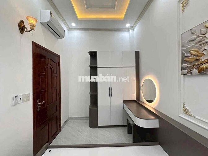 Nhà Tân Cổ Điển P.9 đường Ô Tô cách Trần Thị Thơm 100m