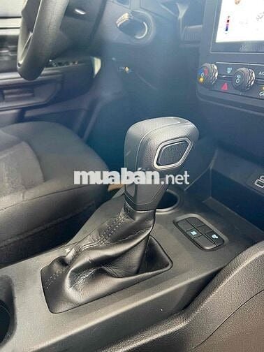 Ford Ranger XLS AT 4x2 2025. Odo 5.900km