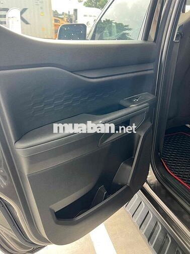 Ford Ranger XLS AT 4x2 2025. Odo 5.900km