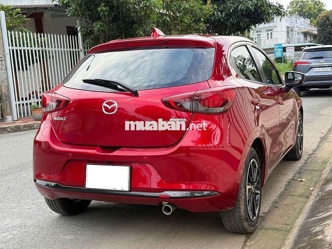 Mazda 2 sport luxury - 4000 km