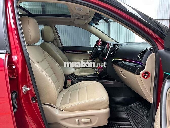 Kia Sorento 2019 AT máy dầu