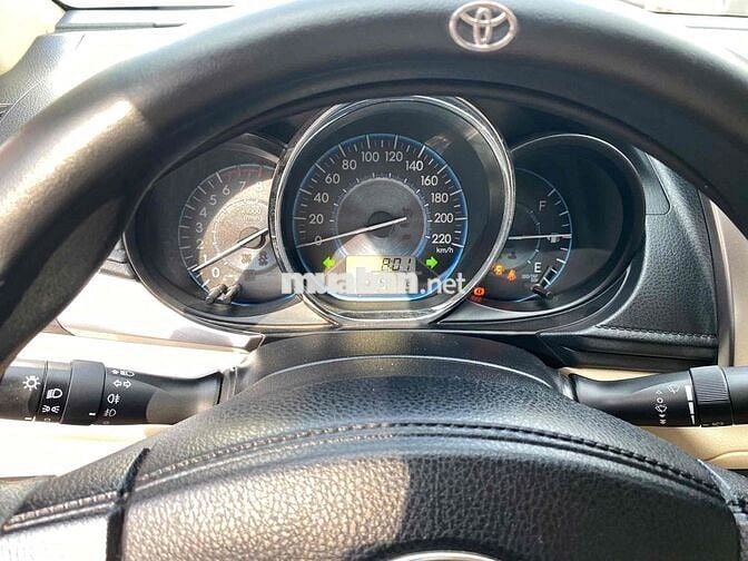 Toyota Vios số sàn màu bạc 2018 xe gia đình xe cọp