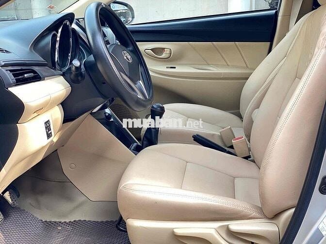 Toyota Vios số sàn màu bạc 2018 xe gia đình xe cọp