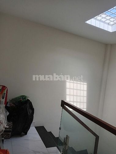 Bán nhà 38m2x 5 tầng ,phố Nguyễn Văn Cừ ,Giá 7,6 tỷ.