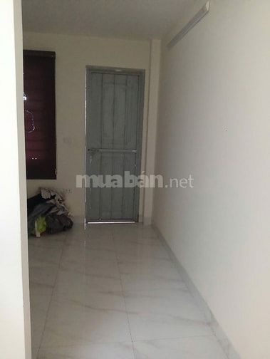 Bán nhà 38m2x 5 tầng ,phố Nguyễn Văn Cừ ,Giá 7,6 tỷ.