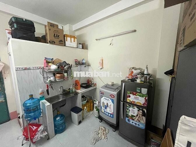 Nhượng Pass phòng trọ 24m2 ở Nguyễn Trãi Q5