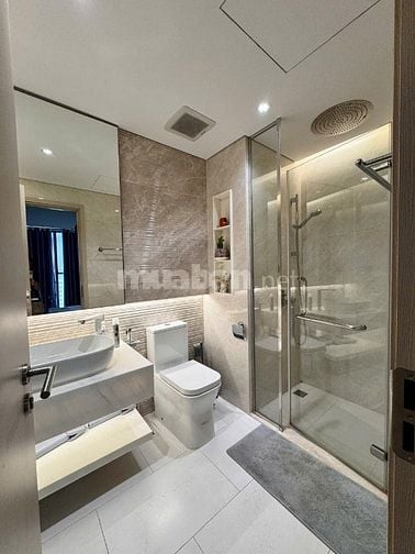 Cần bán nhanh căn hộ Sky Garden - PMH, Q7 nhà đẹp, giá tốt nhất.