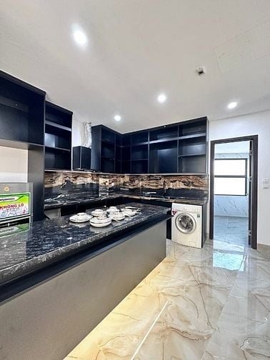 Ngay chợ view mát giá 2tỷ/ 2PN, có sổ, vay 70% nhận nhà ngay O799-303-