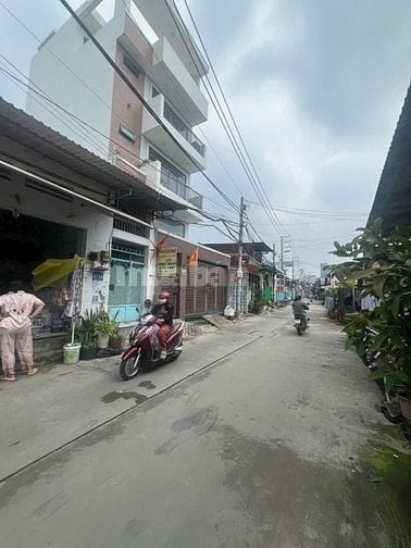 Tôi Chính Chủ Bán gấp lô đất 100m2 full thổ cư,tại thị trấn Củ Chi Giá