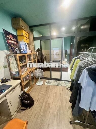 Gần ST Emart Phan Văn Trị, Công Viên Gò Vấp, Nhà 2 Tầng 2 PN