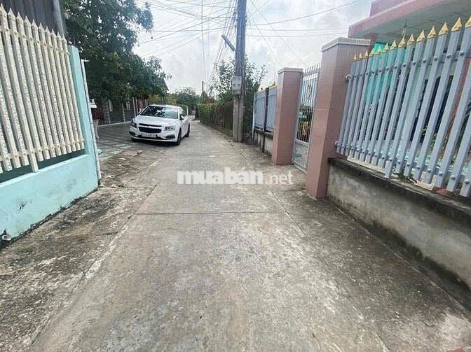 Chính chủ cần bán gấp đất 300m² hẻm ô tô vào tận nơi