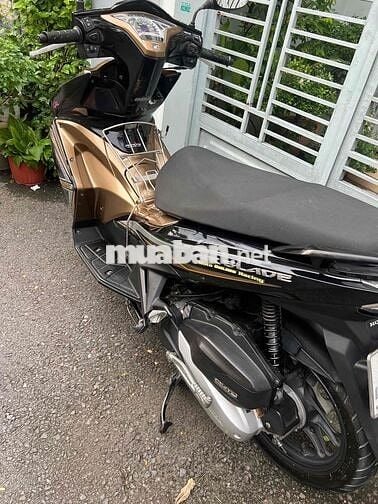 honda AB 125-2014.Vàng-đen,ít s/d.xe zin bstp,9chủ
