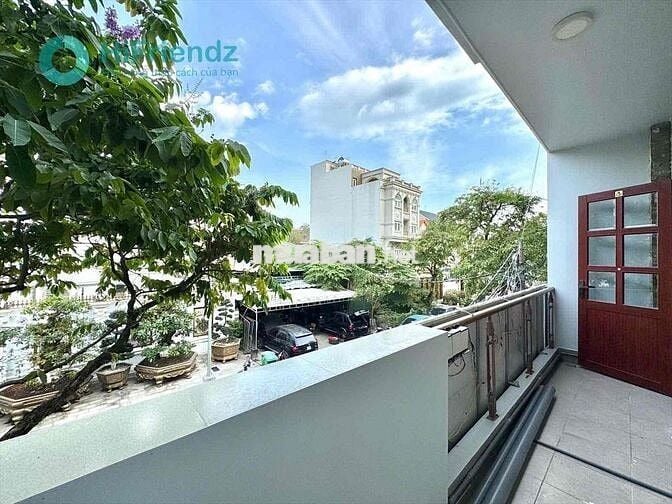 Duplex ban công siêu to rộng rãi , Thang máy  Vòng xoay Trung sơn DBT