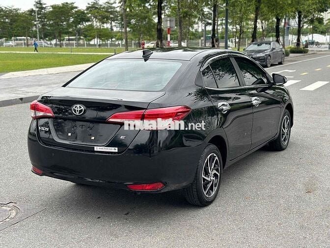Bán Vios E số sàn 2022
