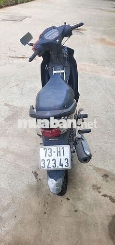 Xe máy Honda Blade 2017 màu đỏ đen