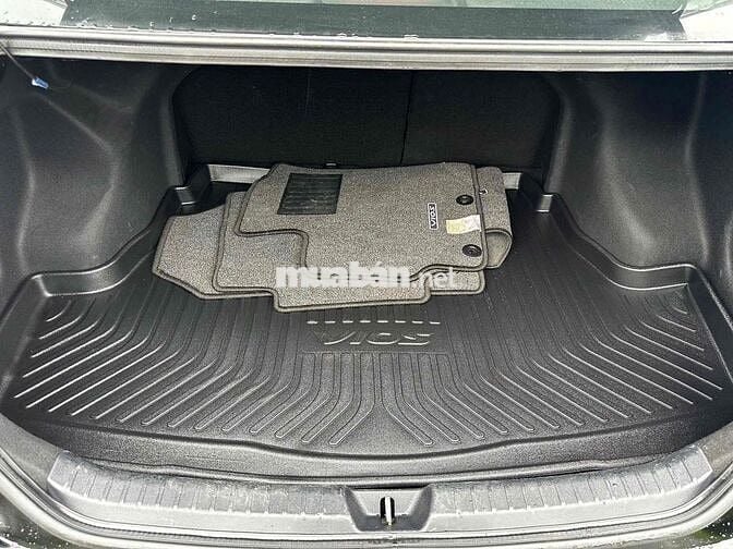 Bán Vios E số sàn 2022