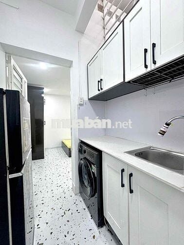 CHDV MỚI FULL NỘI THẤT BAN CÔNG TÁCH BẾP THOÁNG NGAY D5. BÌNH THẠNH