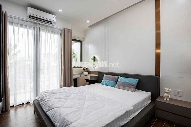 Cho thuê nhà 3 tầng full nội thất xin sò chỉ việc mang vali vào ở