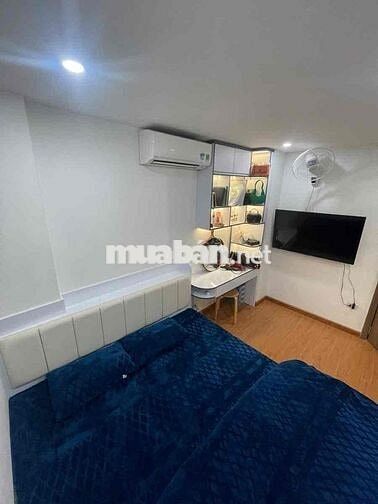 Siêu phẩm trung tâm Long Biên 32m² 3 tầng ô tô đỗ cửa giá nhỉnh 5 Tỷ