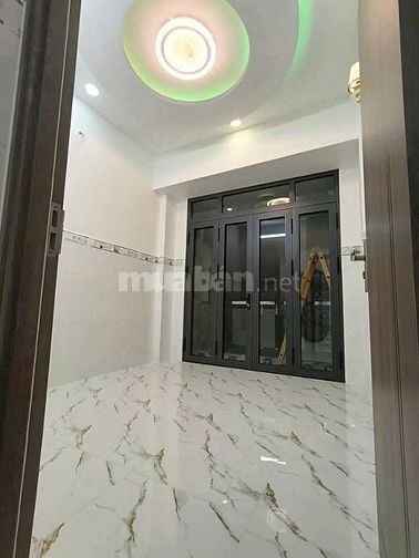 BÁN NHÀ ĐẸP, DỌN VÀO Ở NGAY, GIÁ 2 TỶ NHỈNH, GẦN CHỢ TRƯỜNG HỌC