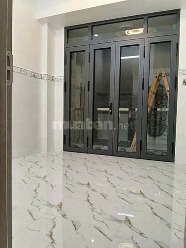 BÁN NHÀ ĐẸP, DỌN VÀO Ở NGAY, GIÁ 2 TỶ NHỈNH, GẦN CHỢ TRƯỜNG HỌC