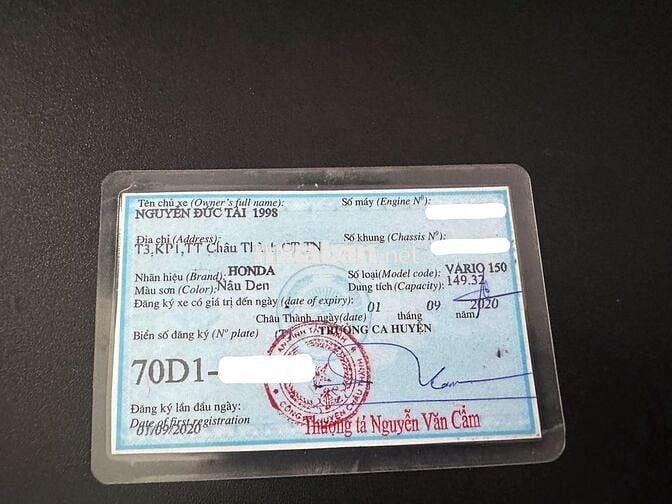 Xe máy Honda Vario 150cc màu Nâu-đen