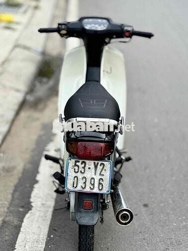 xe nhật cho ae cày bừa