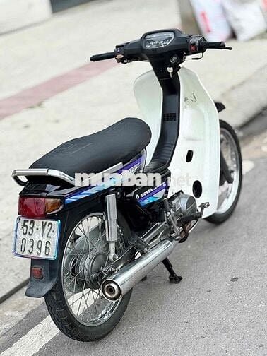 xe nhật cho ae cày bừa