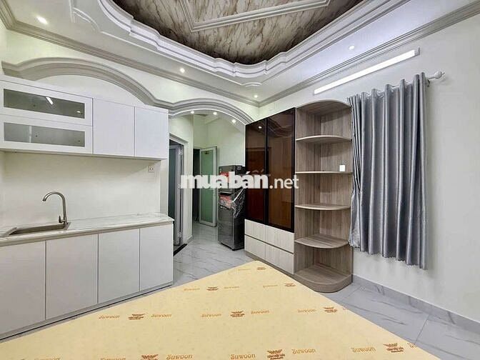 Khai Trương Phòng Balcony Gần Hoàng Quốc Việt, Nguyễn Lương Bằng