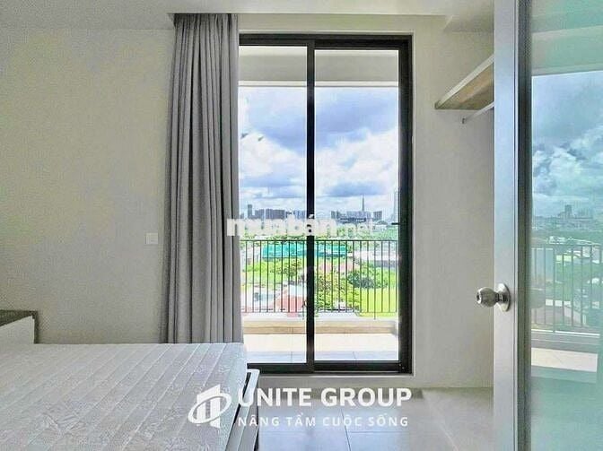 Căn hộ cao cấp 1 phòng ngủ ban công - Full nội thất - rộng 40m2