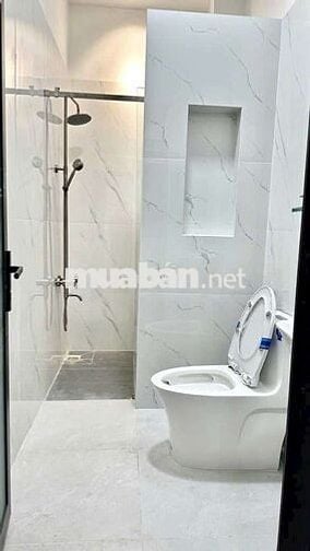 110M -6,5 tỷ -phan văn Hớn - chợ đại hải -2 Lầu - HXT